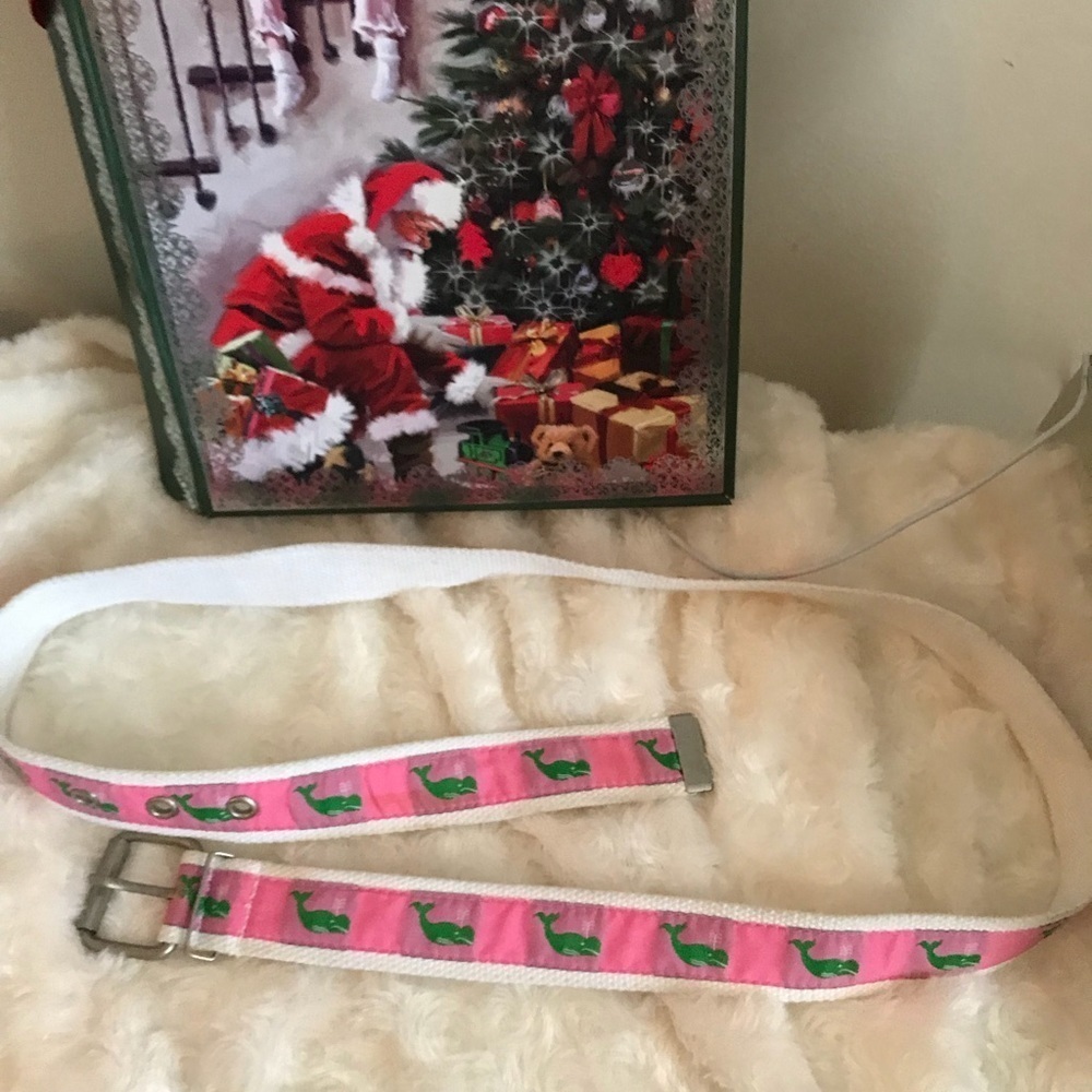 Rare Vintage 1980’s Pink Whale belt